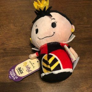 NWT Itty Bitty queen of hearts